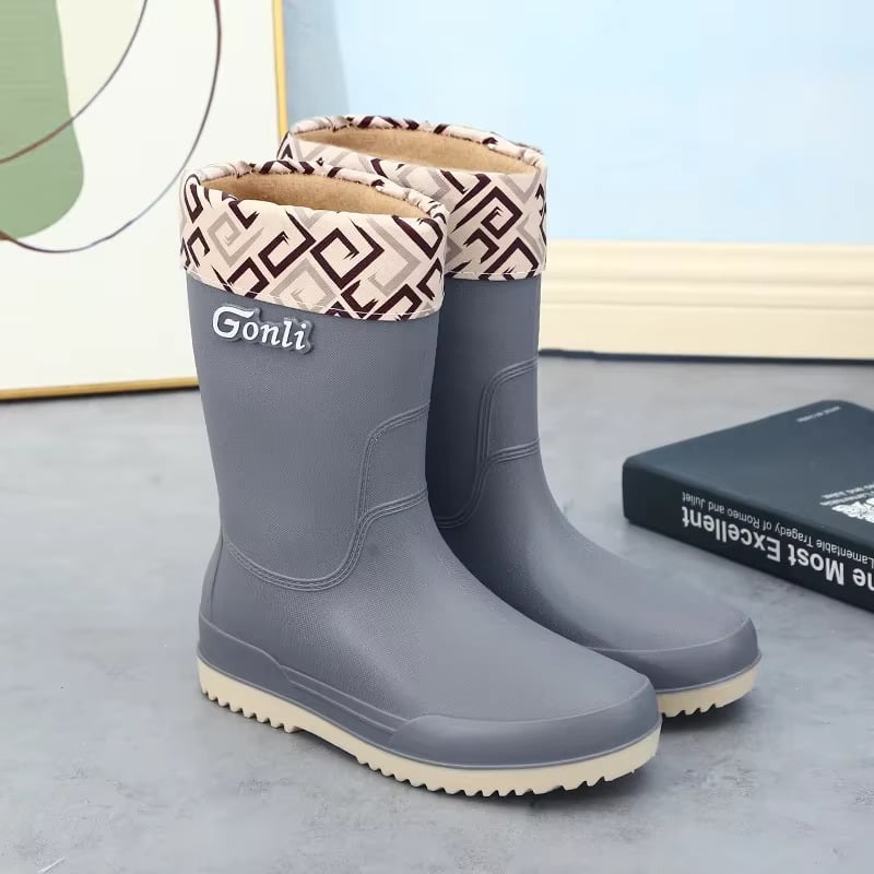 Imagen botines impermeables con diseño casual
